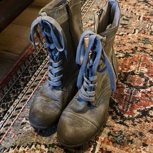 PacSun combat boots